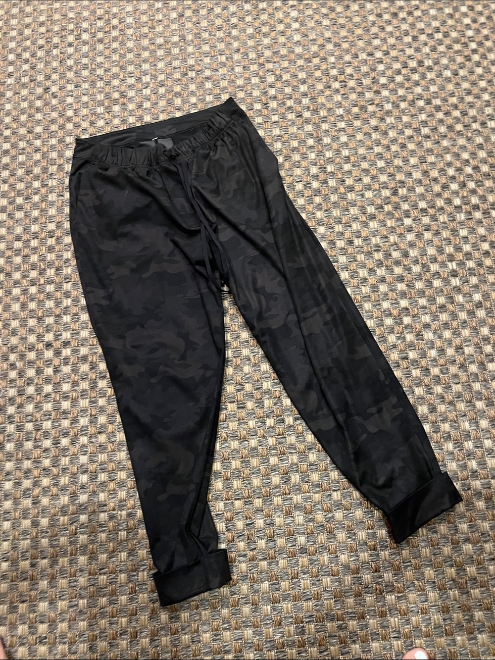 Lululemon ladies Black Camo Jogger Pants - Stretch Drawstring Waist